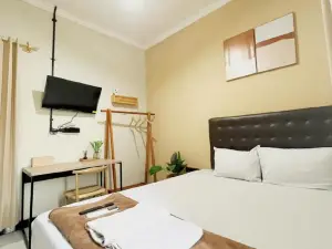 Safa Kost and Guesthouse