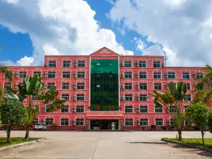 Golden Hotel