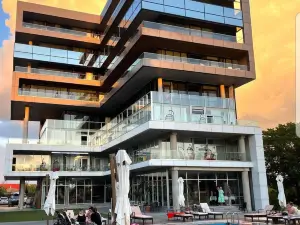 HOTEL NOBILIS HALL