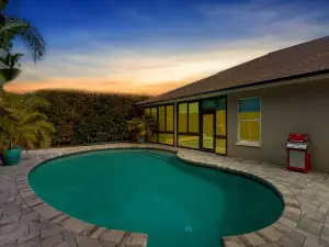 The Riverview Estates: Sauna and Heated Pool