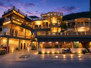 HillCouch Resort