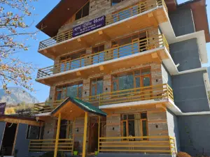 Yland Hotel Avani
