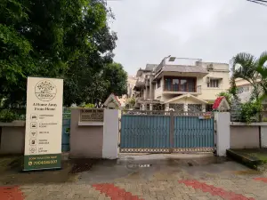 Luxury 3BHK NearAirport and Railway Ashoka Home
