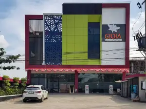 Gioia Bed & Rooftop Kitchen