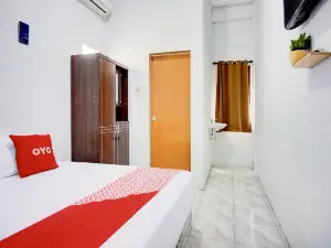 OYO 94768 Al-hamra Guest House