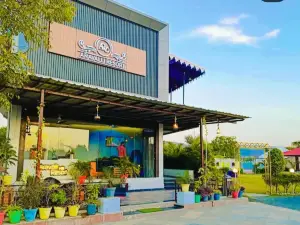 Aravali Hill Resort