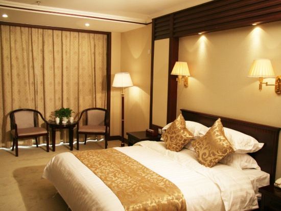 三河燕郊汇福大酒店