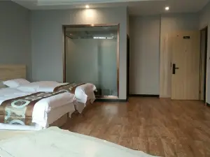 Zhangping Xingfu Hotel