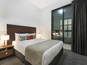 Melbourne CBD Central Apartment Hotel Official