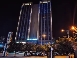 TOWO上品飯店（蒼溪大潤發超市店）
