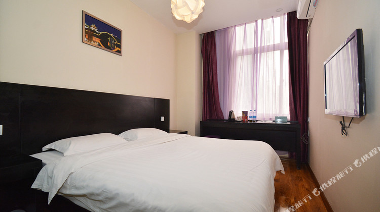 郑州逸景118连锁酒店1晚 可选郑州世纪欢乐园