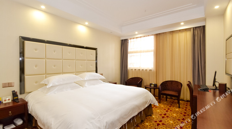 温岭豪城假日酒店1晚 可选长屿硐天