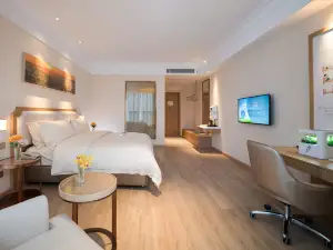 Vienna 3 Best Hotel(front street of Dongafu)