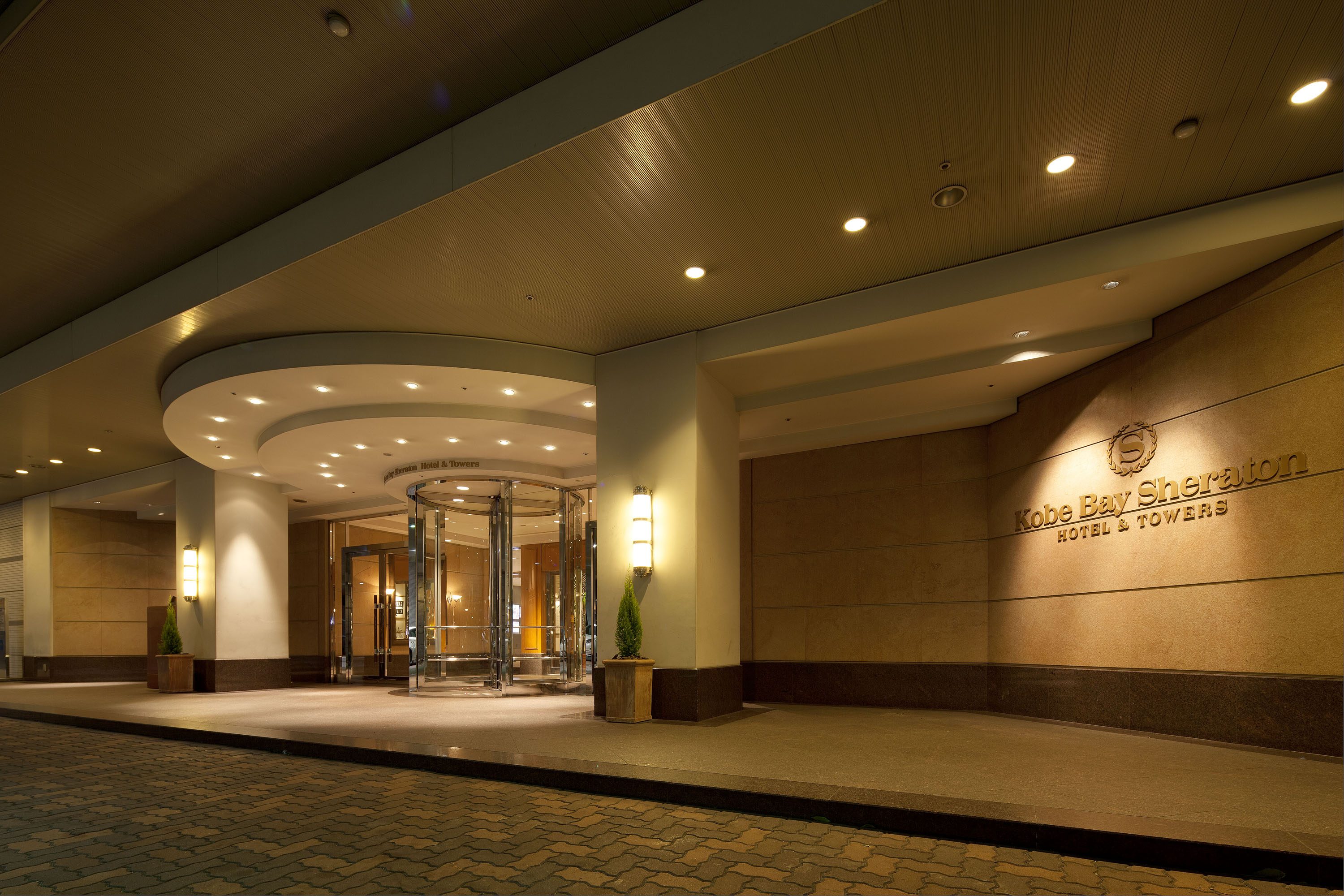 Louis Vuitton Boutique @ Main Lobby - Picture of Sheraton Surabaya Hotel &  Towers - Tripadvisor