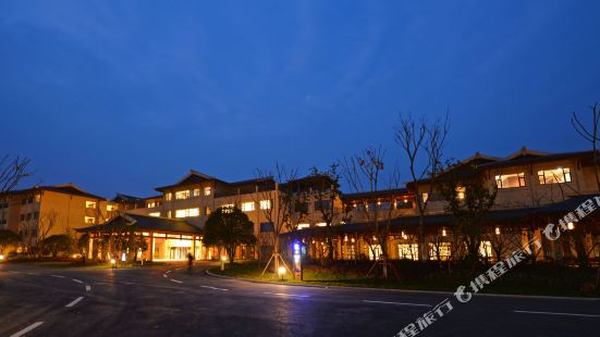 Swan Lake Resort Hot Spring Jiangba