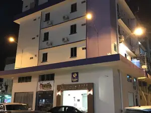 Summer Hotel
