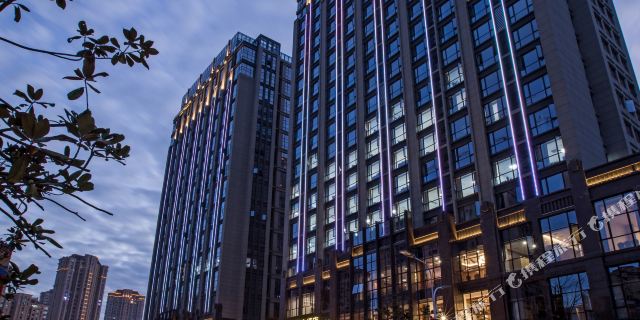 建阳西城国际大酒店位于南平市建阳区西区生态城,是一家按照星级标准