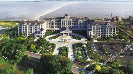 Grand Palace Resort
