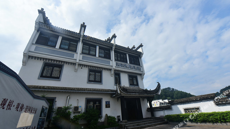 开元曼居酒店(开化根博园店)1晚 可选根宫佛国文化旅游区