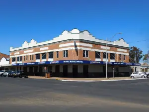 로열 호텔 모리