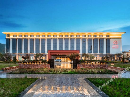 Tanshan Hotel