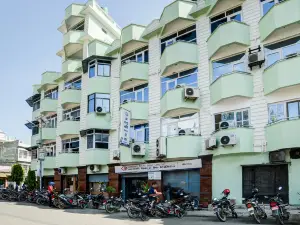 Capital O 507 Hotel Makalu