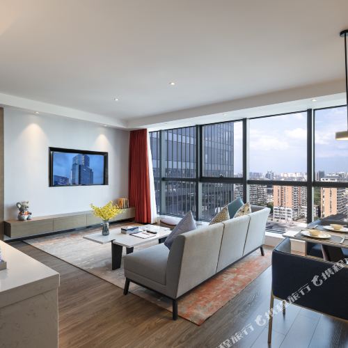 长沙西兰蒂亚公寓酒店（省博物院湘雅医院地铁站店）