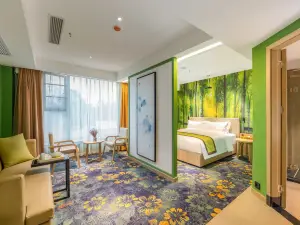 Manshiguang Hotel (Zhijiang Qixing Square)