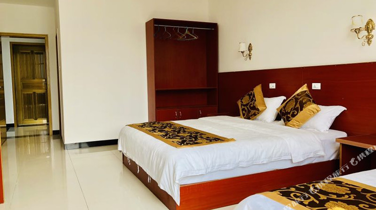 罗田薄刀峰紫雾山庄1晚 可选薄刀峰