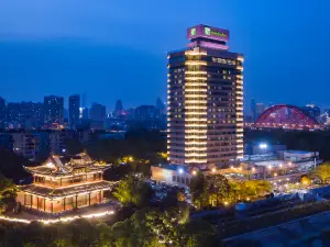 Holiday Inn Wuhan Riverisde