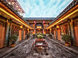 Red Lantern Inn