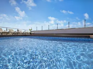 サレス ホテル マラガ セントロ