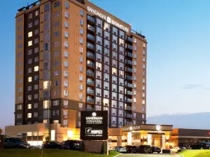 Sandman Signature Toronto Airport Hotel