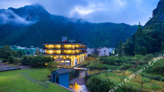 Xianju Shiyingjie Camping Parent-child Hotel