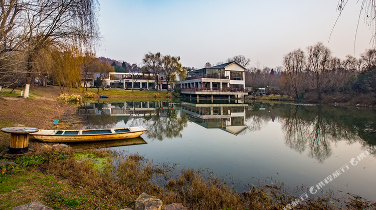 南京琵琶山居酒店1晚 可选明孝陵