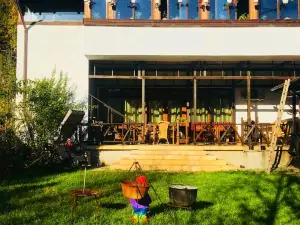 Hotel Casa Vlahilor