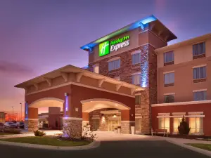 โรงแรมฮอลิเดย์ อินน์ เอ็กซ์เพรส แอนด์สวีทส์ โอเวอร์แลนด์ พาร์ค บาย IHG