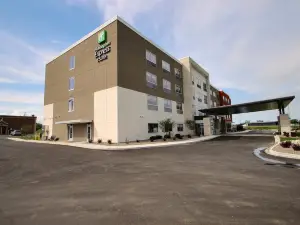 Holiday Inn Express & Suites FOND DU LAC by IHG