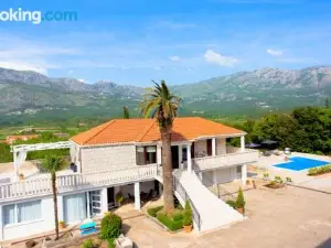 Apartment Villa Two Palms