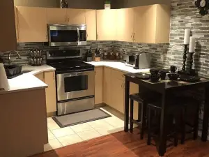 三卧室中心地段溫馨現代度假屋!