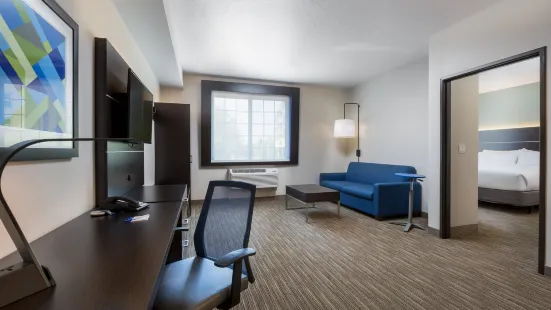 Holiday Inn Express & Suites Eugene Downtown - University