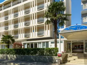 科洛斯迪馬耳他酒店