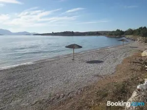 Elea Guesthouse
