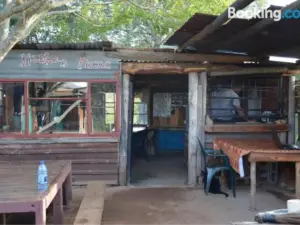 Joy River Backpackers