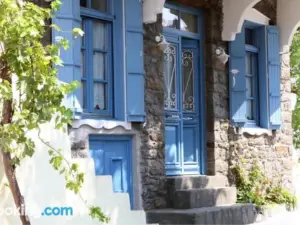 Traditional Houses Atzanou
