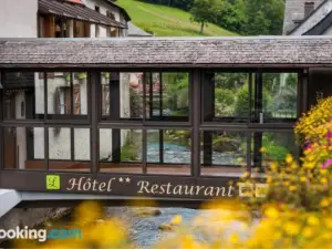 Logis Hôtel Restaurant Auberge de l'Isard