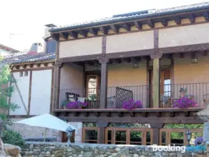 Hotel Rural El Adarve