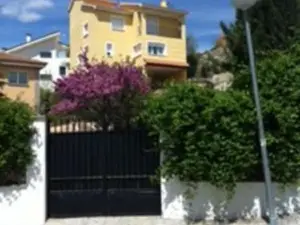 Chalet Con Piscina en Aranjuez