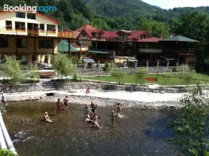 Pension Cuibul Viselor