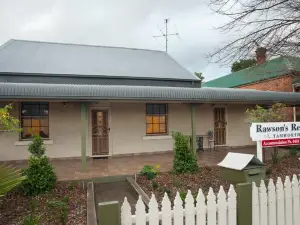 Rawson's Retreat - Five Bedroom Home - Walk CBD - Includes Breakfast